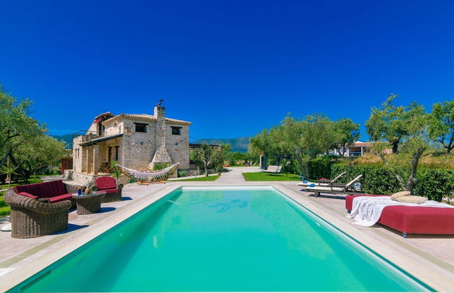 Villa Zeza - The Ultimate Family Villa - Photo 2