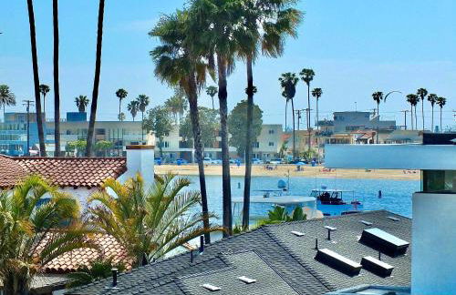 Naples Luxury Retreat - 3 BDR Stay for 6 w Rooftop Patio - Photo 31