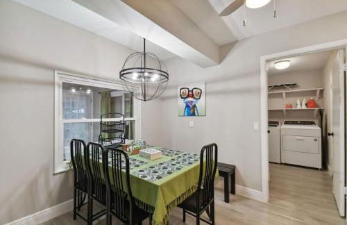 Red Royalty Pool, King Bed, Yard - Foto 17