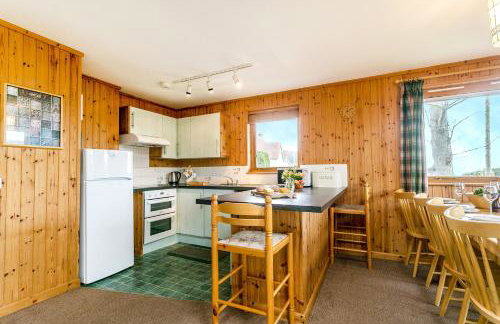 Holly Lodge sleeps 6 wheelchair access - Foto 8