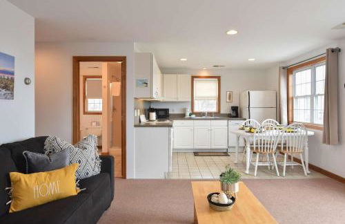 12215 - Beautiful Views of Cape Cod Bay Access to Private Beach Easy Access to P-Town - Foto 4