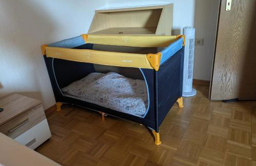 Ferienwohnung Gerstetten 85 qm - 2 Schlafzimmer - Küche mit großem Essbereich - Wohnzimmer - Balkon - Bad - ruhige Lage - Foto 2