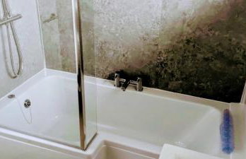 Martindale Close - 3 Bedrooms - Sleeps 5 - Photo 13