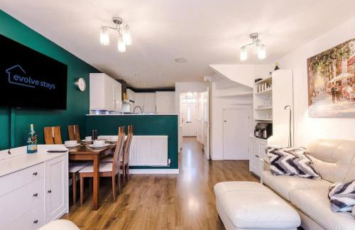 Spacious 3 bedroom home with garden - Foto 7