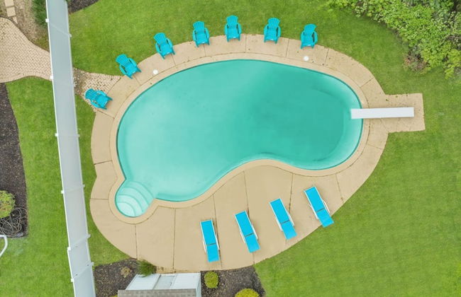 Cozy Family Home Fireplace and Backyard Playset - Photo 38