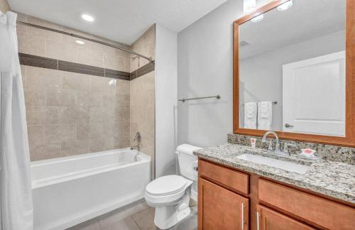 Luxury High-rise Condo w/ Views! Heart of Downtown - Photo 30