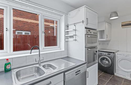 Spacious & Budget 4B Home w en-suites - Foto 62