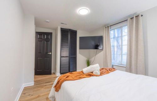 Ballantyne 3BR House, PrivateYard, Work Desk & 1 Gig Wi-Fi - Foto 31