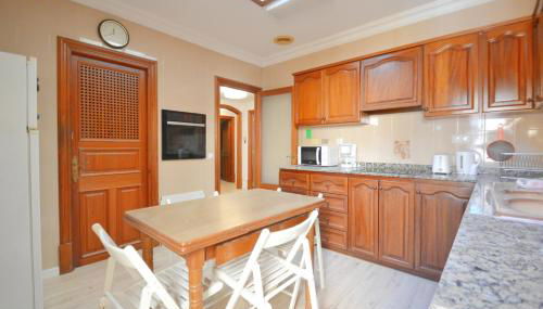 Waterfront apartment perfect for beach lovers. - Photo 4