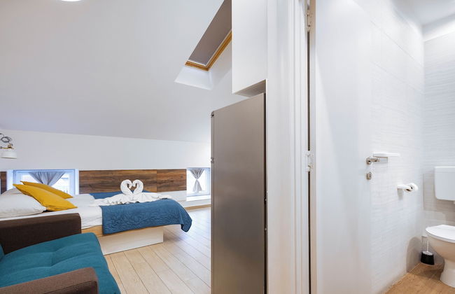 Apartments Pomerio Rijeka - Photo 12