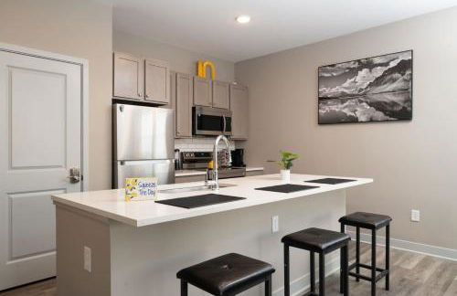 Cozy 2BR Sunset Haven - Foto 2