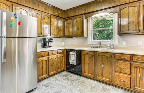 Florence Family Home with Dog-Friendly Yard - Foto 8