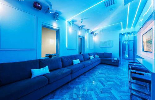 Versace Mansion Neighbor (Floor 1) Sleeps 9 - Foto 20