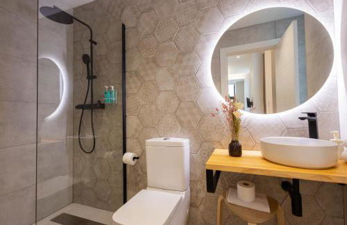 FLORIT FLATS - Trafalgar Arts & Port Suites - Photo 13