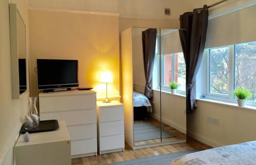 Be My Guest Liverpool - Photo 5