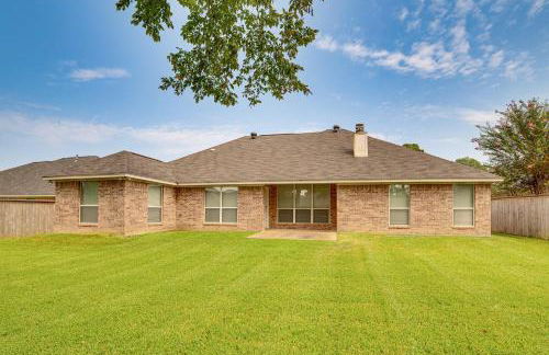 8 Mi to Lake Palestine Peaceful Family Retreat - Foto 3