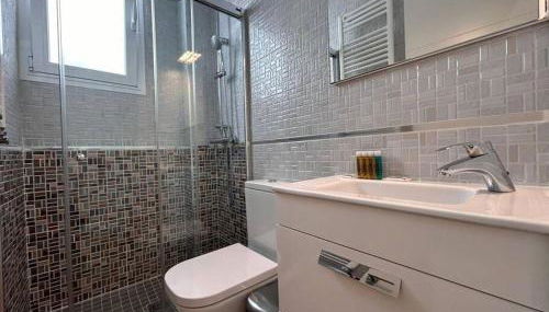 Flat in the Barrio de Las Delicias, Madrid - Photo 4