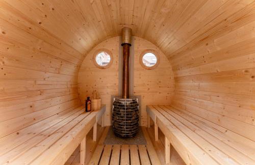 TinyHousebeiDresden mit Faßsauna Über dem Wasser schwebendes winziges Häuschen Nähe Dresden Sächsische Schweiz - Foto 22