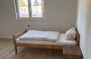 Olive House - Photo 10