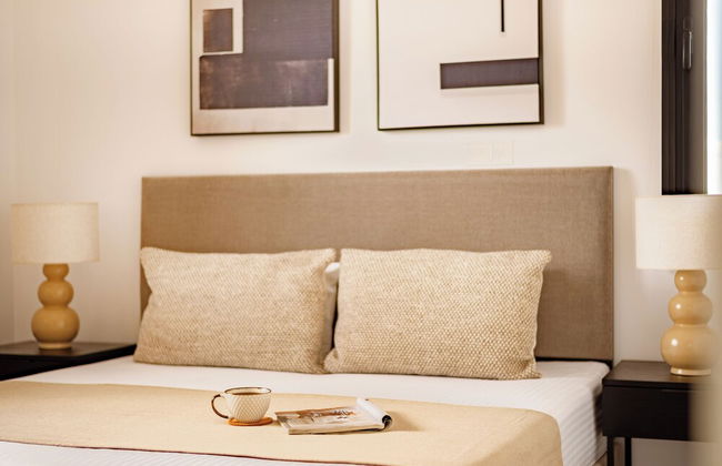 Sanders Eduardovich Limassol - Foto 7