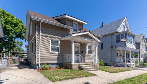 UNH Home Base 10 minutes from beach - Foto 3