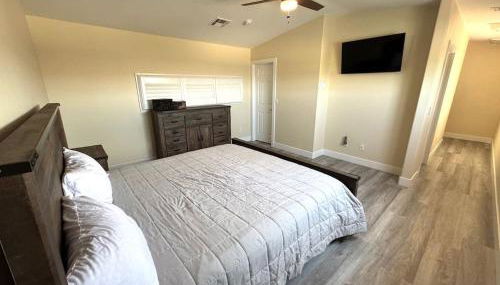 Bright and Spacious 2 Story Condo - Photo 3