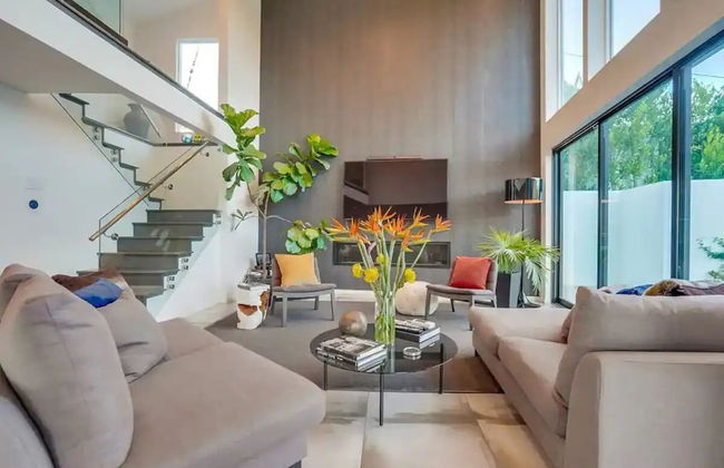 Troy Dr - Sleek & Modern Hollywood Hills Home With Stunning Views - Foto 25