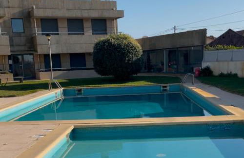 Condominio encantador, com piscina e vista mar - Ocean View Apartment - Foto 27