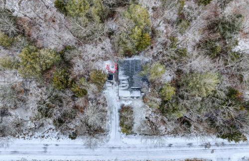 Evergreen Escape Hot Tub Firepit Resort Pool - Foto 63