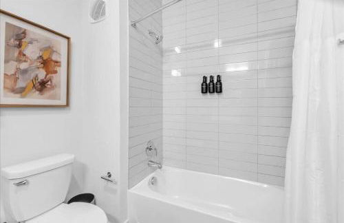 Pinnacle Heights 2Bdrm 2nd flr Pool Fitness Center Yoga Studio Dog Spa - Foto 18