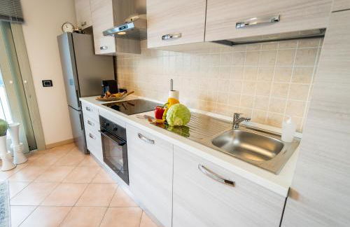 EnjoyIseoLake - Serafino - nice terrace & swimming pool on the Iseo Lake - Photo 4