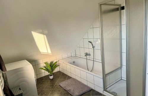 Exklusives Deluxe-Apartment RuheOase-mit Balkon-Parkplatz 7-24 Check-in - Foto 17
