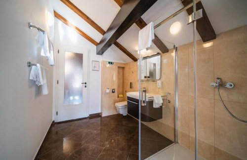 SUNce Palace Apartments with free offsite parking - Foto 72