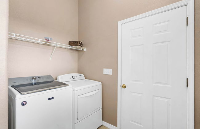 The Greenview Manor - Lake Views - Photo 24