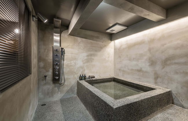 Sansuikyo Machiya House - Photo 26