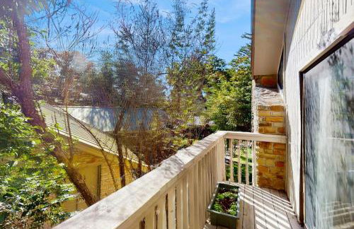 Cozy Dog-Friendly Home WITH Full Kitchen, Patio & Backyard, Close to Golf Course - Foto 22