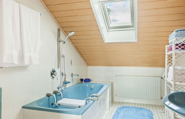 Apartment in Bad Wunnenberg Near Ski Willingen - Photo 11