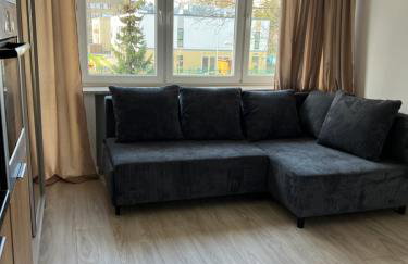 Studio apartment&Airport- free WiFi - Netflix - close by Chopin Airport - Foto 1