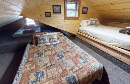 Long View Cabin, Breakfast Deck overlooking the Canyon! - Photo 6