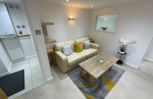 Earle House Serviced Apartments - Photo 34