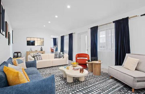 Luxury Oasis in Culver City! Free parking and Jacuzzi - Foto 80