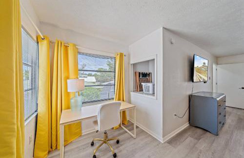 Poolside Paradise: Game room, Pickle ball & Pool - Foto 19