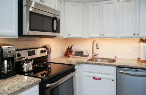 Cape May Classic Design that is Cozy, Elegant, and Inviting - Foto 12