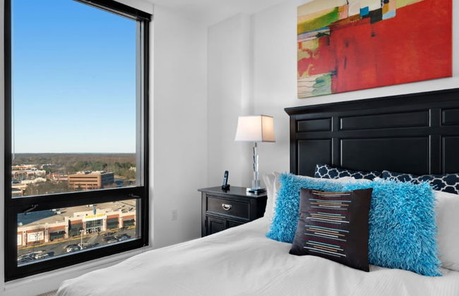 Global Luxury Suites at Reston Town Center - Photo 36