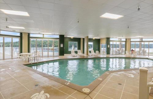 Modern Decor, Views, Grill, Workstation, Boat + 2 PWC Slips & Resort-Style Amenities - Foto 38