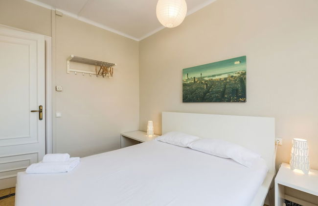 Barcelona Fira Apartments - Photo 10