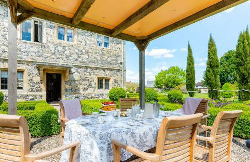 Manor Estate - Two Accommodation Wings - Sleeps 14 - Foto 38