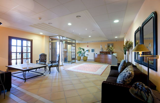 Hotel de Bodegas Hacienda Albae - Photo 3