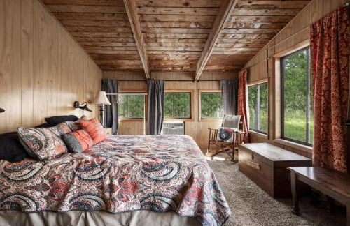 Waterfront w Hot Tub Fire Pit Deck & Water Toys - Foto 25