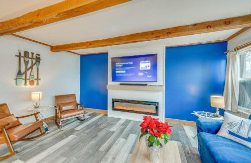 Waterfront Fox Lake Vacation Rental with Fire Pit! - Foto 5